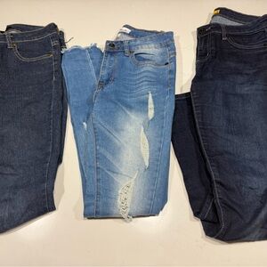 Women’s trio of jeans size 5/27